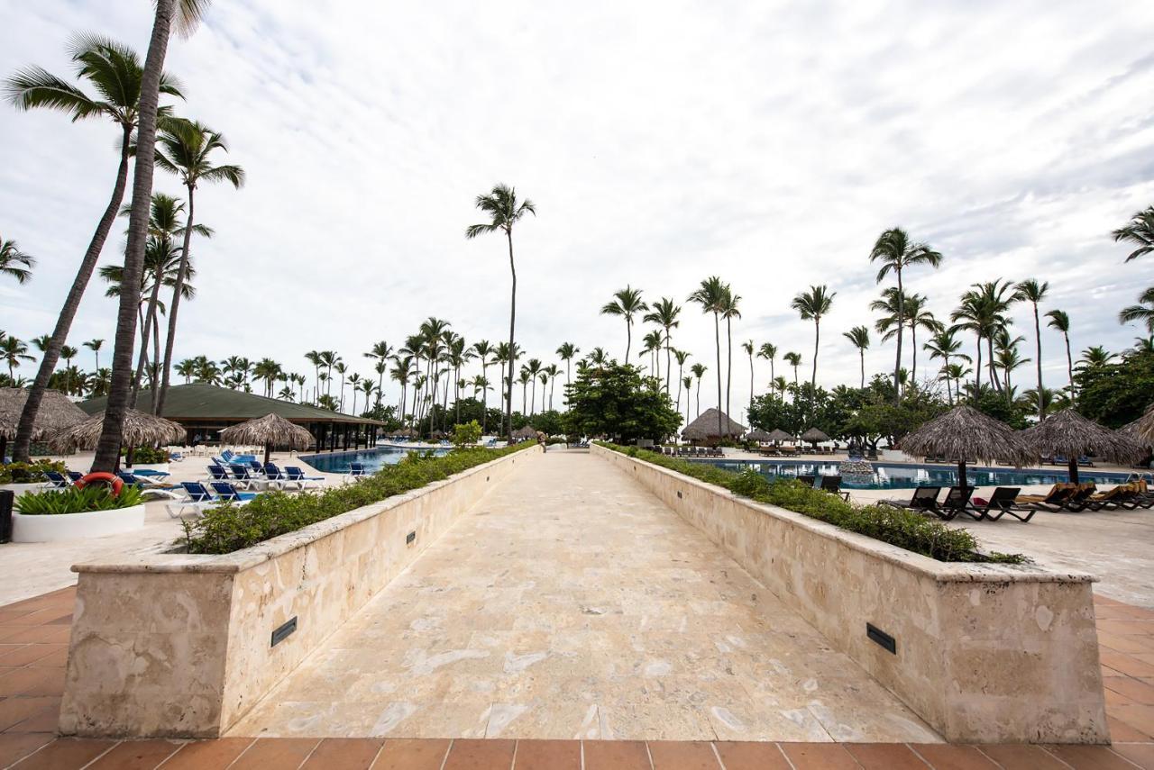 Grand Sirenis Punta Cana Resort & Aquagames Uvero Alto Eksteriør billede Hard Rock Hotel & Casino Punta Cana