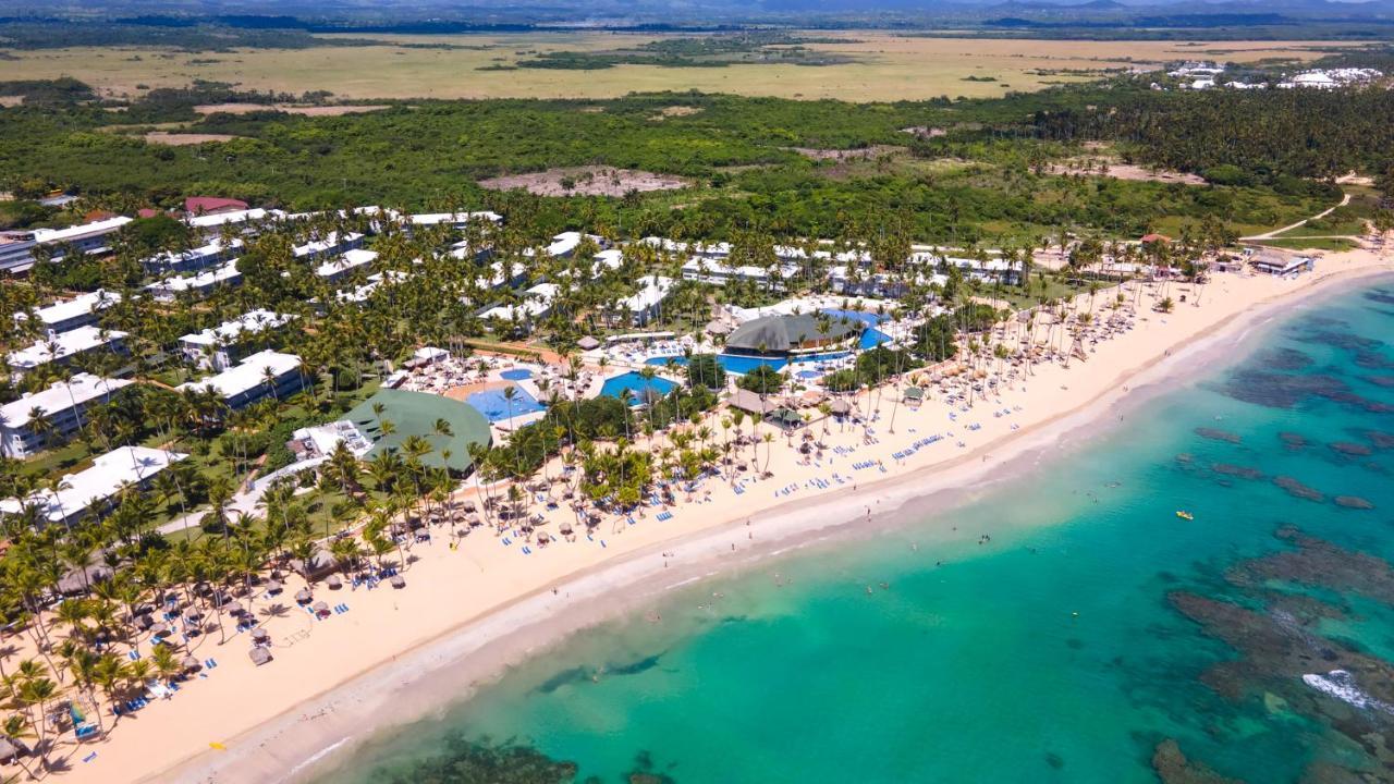 Grand Sirenis Punta Cana Resort & Aquagames Uvero Alto Eksteriør billede Aerial view of Iberostar Grand Paradies