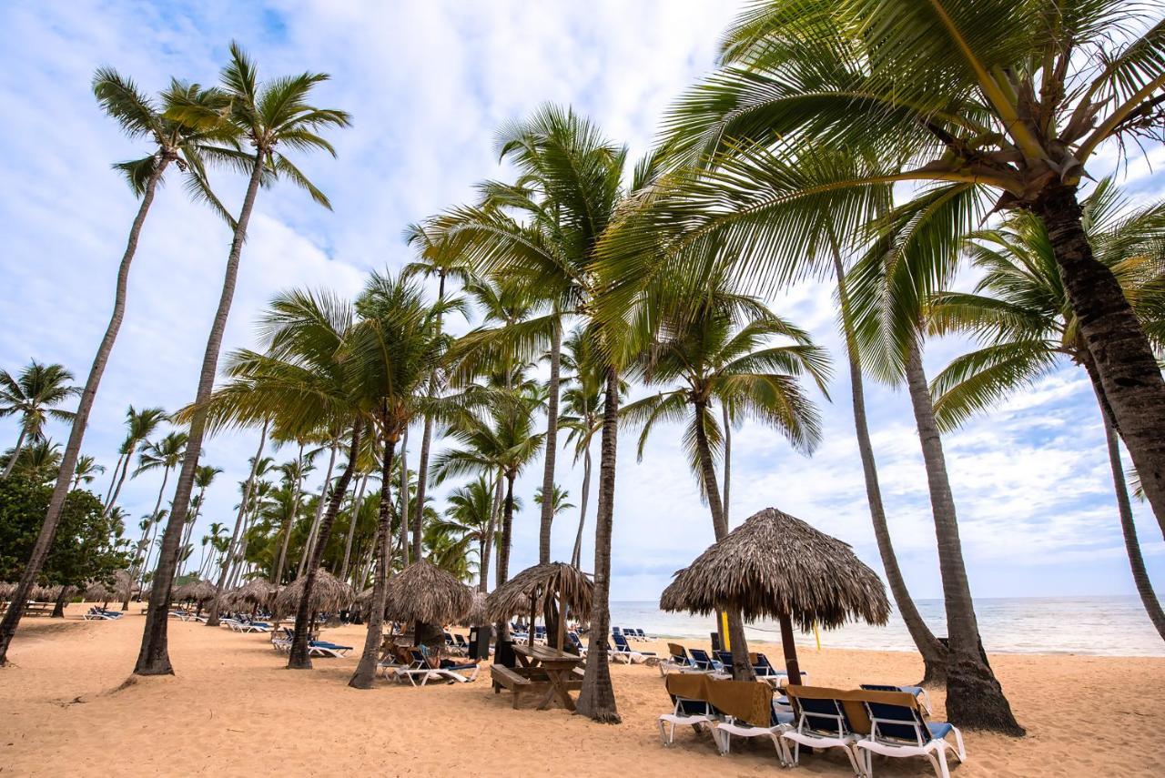 Grand Sirenis Punta Cana Resort & Aquagames Uvero Alto Eksteriør billede Playa Bavaro